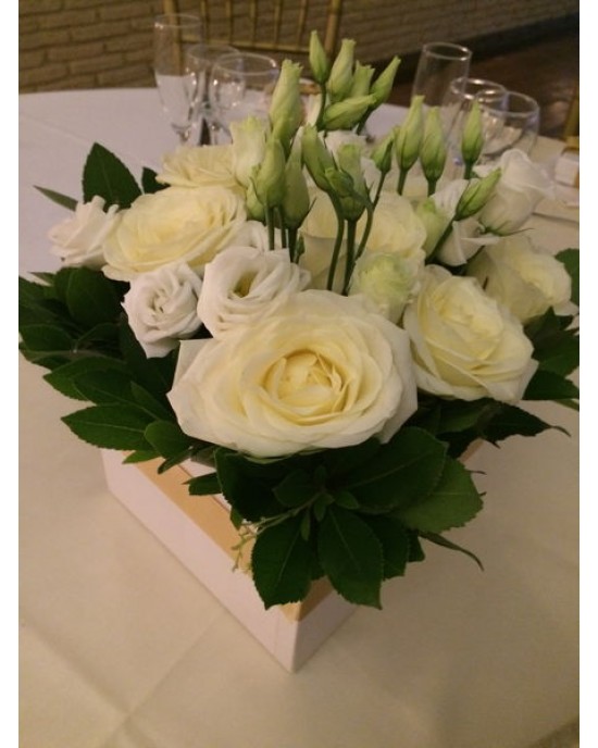 Wedding decoaration with white  flowers Wedding