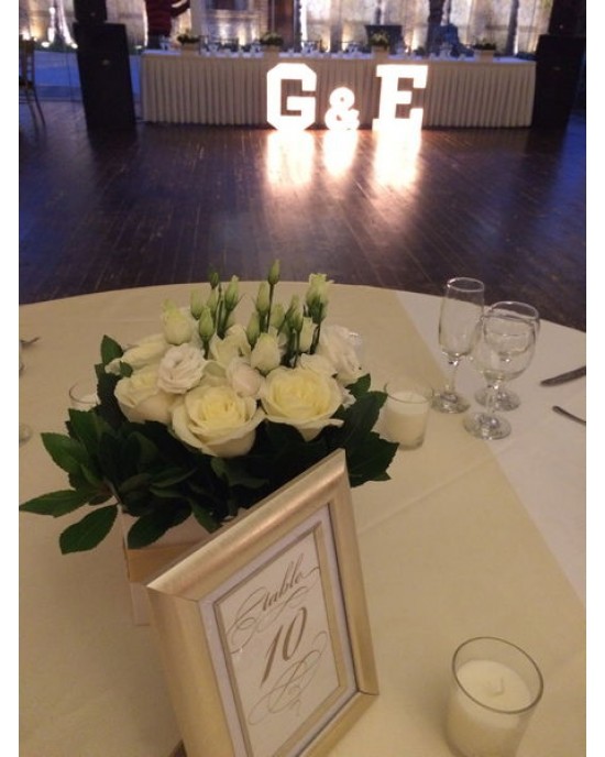 Διακόσμηση γάμου με λευκά  λουλούδια Γάμος