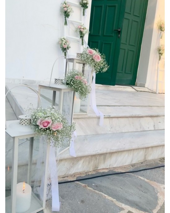 Διακόσμηση γάμου σε ρομαντικό ύφος με λευκά και απαλό ροζ λουλούδια Γάμος
