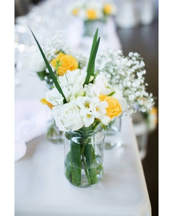 Διακόσμηση γάμου με λευκά και κίτρινα λουλούδια Γάμος