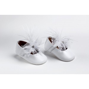 Baby girl hug leather shoes with polka dot tulle, strass and feathers