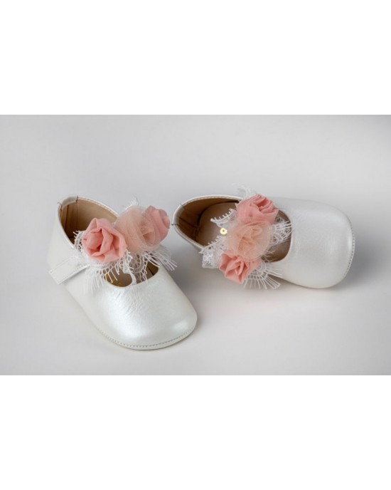 Baby girl hug leather shoes with lace and flowers Christening Shoes