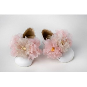 Baby girl sneaker shoes with flowers