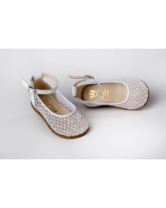 White walking shoes made of leather and transparent net with strass Christening Shoes