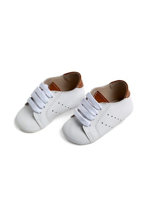 Hug shoes for boy, sneakers made of  white leather with suade details Christening Shoes