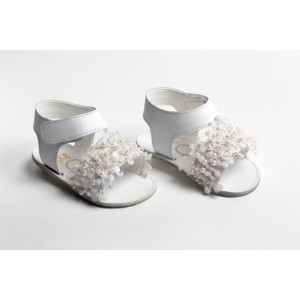 Baby girl hug leather sandals, decorated with pearls and sequins