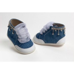 Baby girl first steps boot shoes made of blue jean, leather and strass