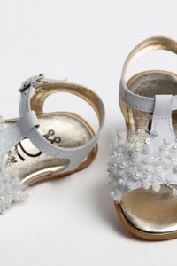 Baby girl first steps white leather sandals shoes with sequins and pearls