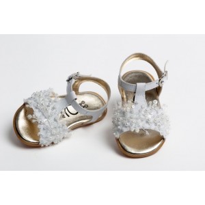 Baby girl first steps white leather sandals shoes with sequins and pearls