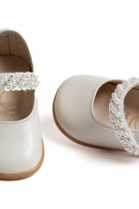 First steps baby girl leather shoes decorated with sequins and pearls