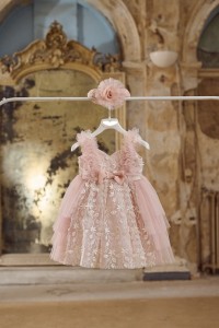 Βαπτιστικό φόρεμα από ροζ σαμπανιζέ τούλι και φλοραλ δαντέλα