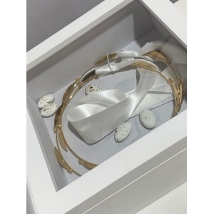 Wedding wreaths case made of wood in white