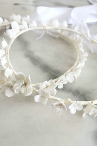 Handmade wedding wreaths with porcelain flowers 