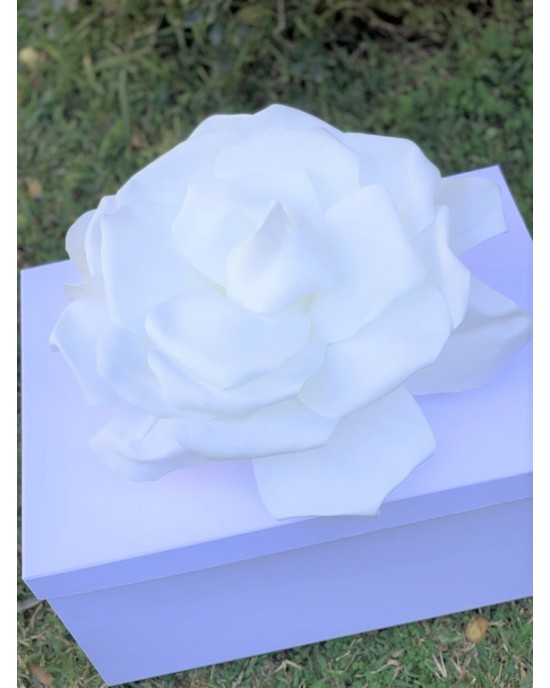 Κουτί βαπτιστικών για κορίτσι  λευκό με μεγάλο λουλούδι Κουτιά Βάπτισης