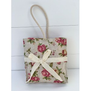 Christeninh favor for girl, floral bag