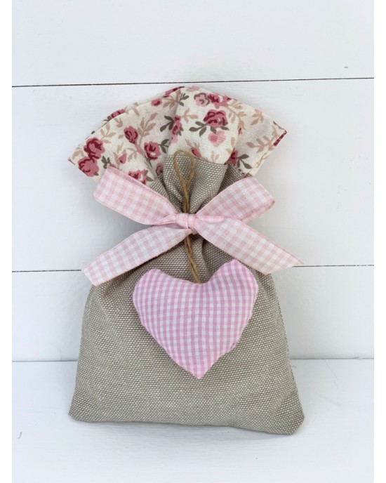 Christening favor for girl, pouch with fabric heart Favors