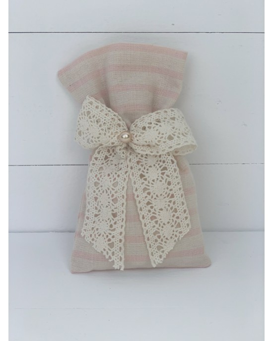 Christening favor for girl, pouch with stripes and a lace bow Favors