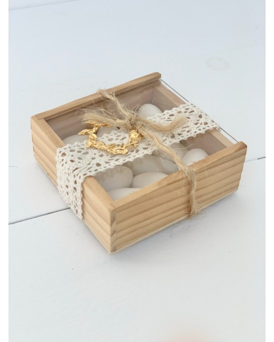 Μπομπονιέρα γάμου ξύλινο κουτί με στεφανάκι  Μπομπονιέρες